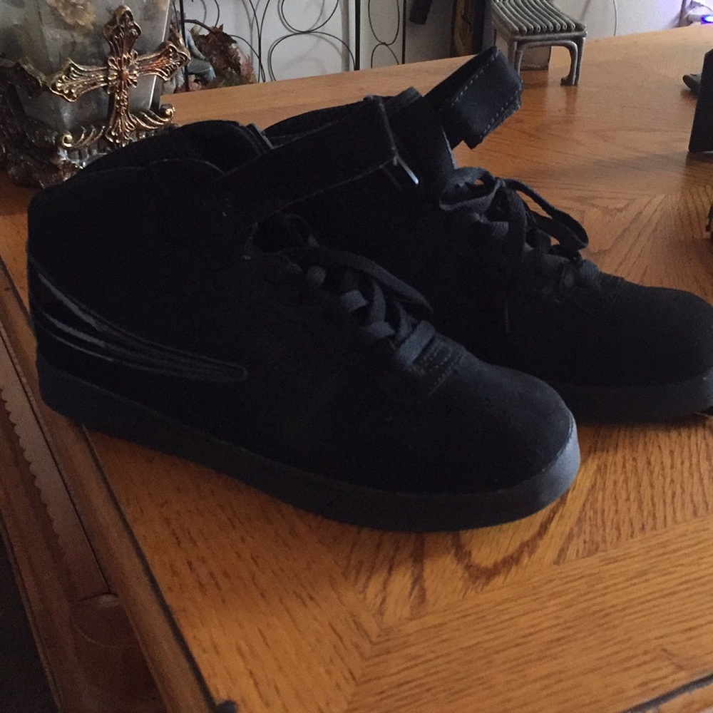 All black Fila